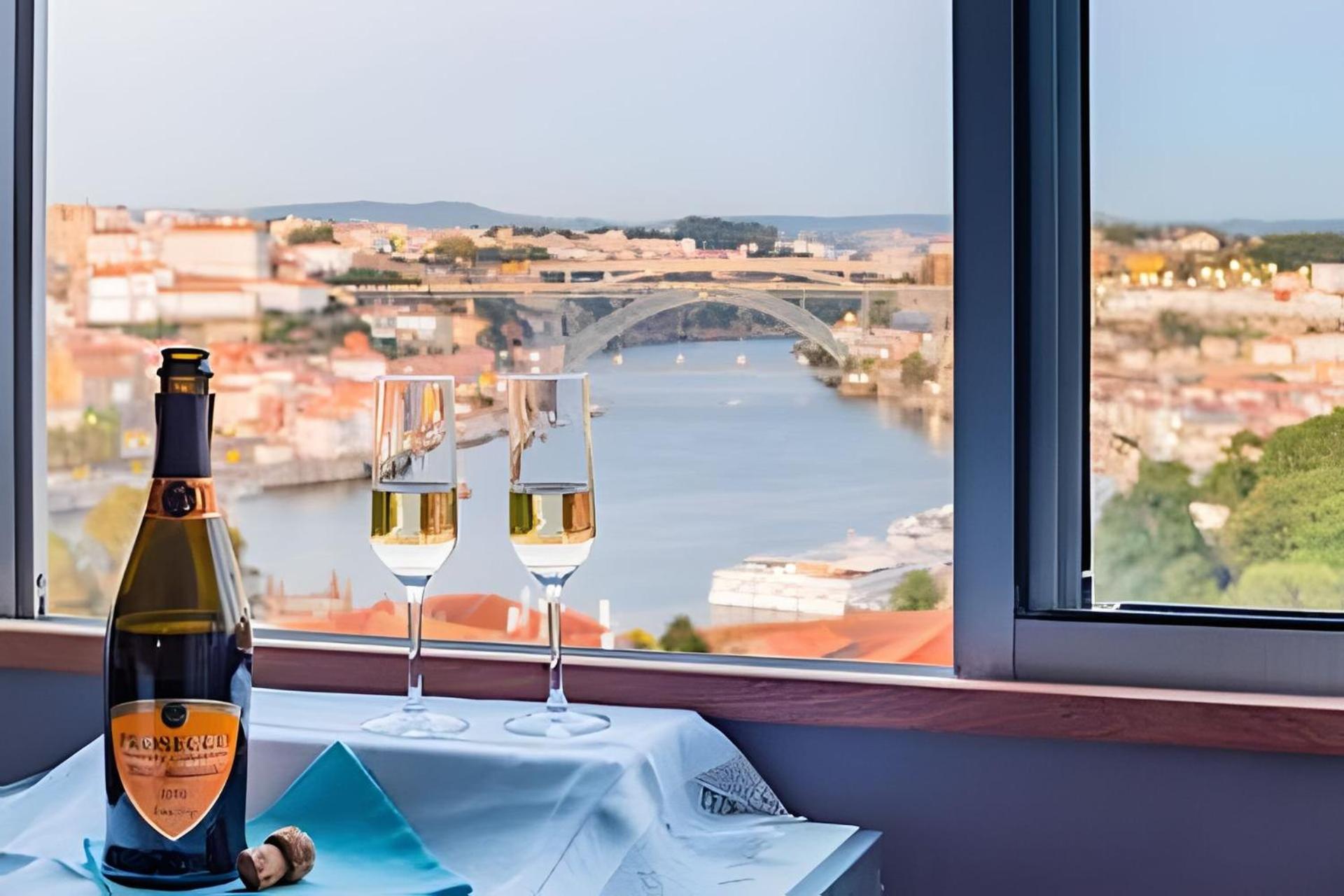 Stunning View Apartament By Bnbhost Вила Нова ди Гая Екстериор снимка